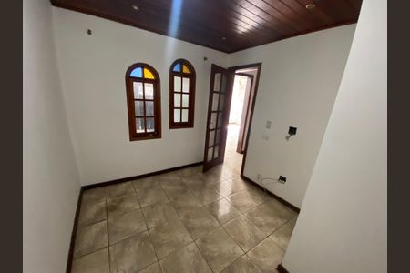 Casa à venda com 280m², 5 quartos e 1 vaga Casa à venda com 280m², 5 quartos e 1 vagaQuarto 1