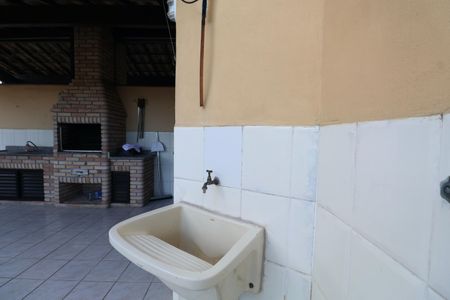 Apartamento para alugar com 143m², 3 quartos e 1 vagaÁrea de Serviço