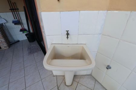 Apartamento para alugar com 143m², 3 quartos e 1 vagaÁrea de Serviço