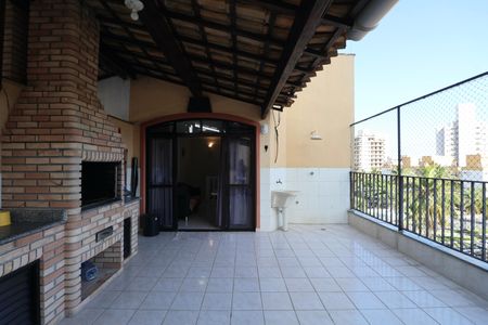 Apartamento para alugar com 143m², 3 quartos e 1 vagaVaranda