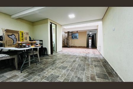 Casa à venda com 3 quartos, 224m² em Cidade das Flores, Osasco