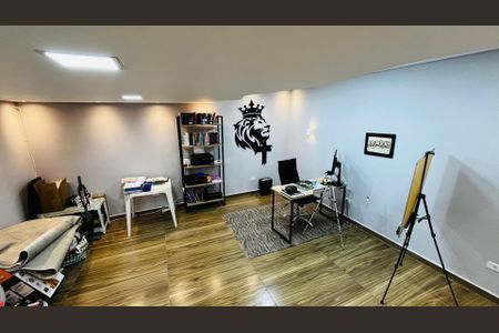 Casa à venda com 3 quartos, 224m² em Cidade das Flores, Osasco