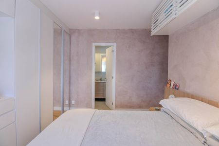 Apartamento à venda com 80m², 3 quartos e 1 vagaSuíte