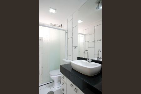 Apartamento para alugar com 79m², 2 quartos e 1 vagaBanheiro da suíte