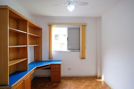 Apartamento para alugar com 79m², 2 quartos e 1 vagaQuarto