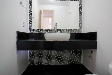 Apartamento para alugar com 79m², 2 quartos e 1 vagaLavabo