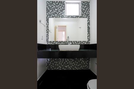 Apartamento para alugar com 79m², 2 quartos e 1 vagaLavabo