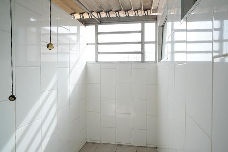 Apartamento para alugar com 79m², 2 quartos e 1 vagaÁrea de serviço