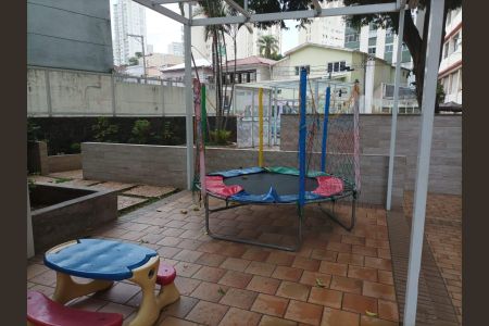 Apartamento à venda com 115m², 3 quartos e 1 vaga Apartamento à venda com 115m², 3 quartos e 1 vagaÁrea comum - Playground