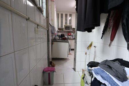 Apartamento à venda com 115m², 3 quartos e 1 vagaÁrea de Serviço