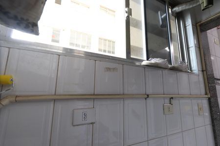 Apartamento à venda com 115m², 3 quartos e 1 vagaÁrea de Serviço