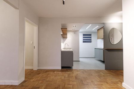 Apartamento à venda com 75m², 2 quartos e 1 vaga Apartamento à venda com 75m², 2 quartos e 1 vagaSala