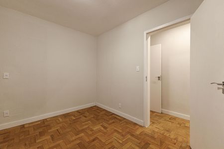 Apartamento à venda com 75m², 2 quartos e 1 vaga Apartamento à venda com 75m², 2 quartos e 1 vagaQuarto 1