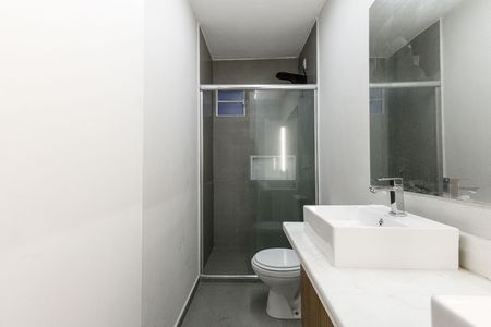 Apartamento à venda com 75m², 2 quartos e 1 vaga Apartamento à venda com 75m², 2 quartos e 1 vagaBanheiro da Suíte