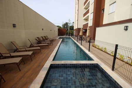 Apartamento para alugar com 56m², 2 quartos e 1 vaga Apartamento para alugar com 56m², 2 quartos e 1 vagaÁrea comum - Piscina