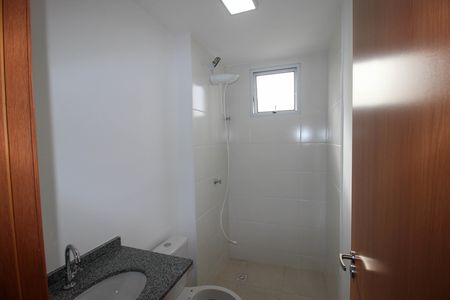 Apartamento para alugar com 56m², 2 quartos e 1 vaga Apartamento para alugar com 56m², 2 quartos e 1 vagaBanheiro da Suíte