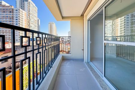 Studio à venda com 29m², 1 quarto e sem vaga Studio à venda com 29m², 1 quarto e sem vagaVaranda