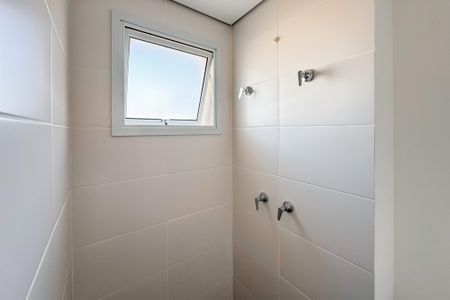 Studio à venda com 29m², 1 quarto e sem vaga Studio à venda com 29m², 1 quarto e sem vagaBanheiro Social