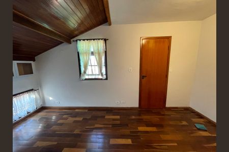 Casa de condomínio à venda com 137m², 4 quartos e 5 vagas Casa de condomínio à venda com 137m², 4 quartos e 5 vagasQuarto 1