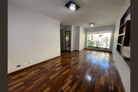 Casa de condomínio à venda com 137m², 4 quartos e 5 vagas Casa de condomínio à venda com 137m², 4 quartos e 5 vagasSala