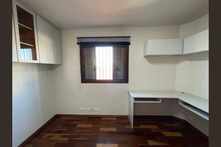 Casa de condomínio à venda com 137m², 4 quartos e 5 vagas Casa de condomínio à venda com 137m², 4 quartos e 5 vagasQuarto 3