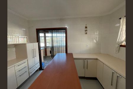 Casa de condomínio à venda com 137m², 4 quartos e 5 vagas Casa de condomínio à venda com 137m², 4 quartos e 5 vagasCozinha