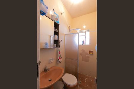 Casa à venda com 119m², 3 quartos e 4 vagasBanheiro Social