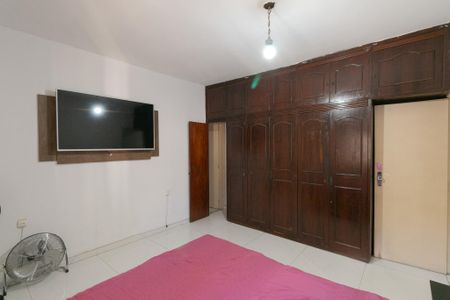 Casa à venda com 119m², 3 quartos e 4 vagasSuíte