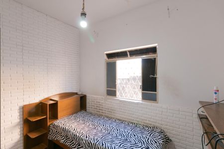 Casa à venda com 119m², 3 quartos e 4 vagasQuarto 2