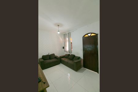 Casa à venda com 119m², 3 quartos e 4 vagasSala