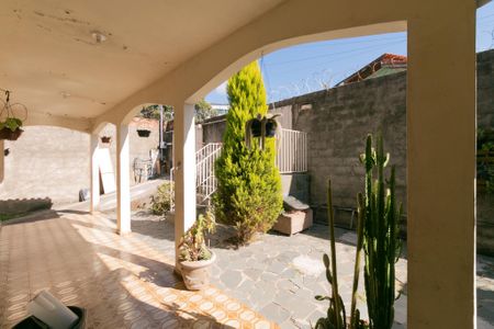 Casa à venda com 119m², 3 quartos e 4 vagasÁrea Externa