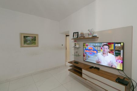 Casa à venda com 119m², 3 quartos e 4 vagasSala