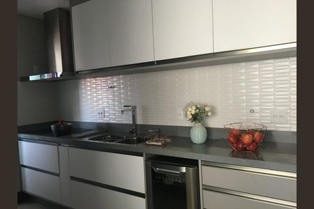 Apartamento à venda com 127m², 3 quartos e 3 vagasCozinha