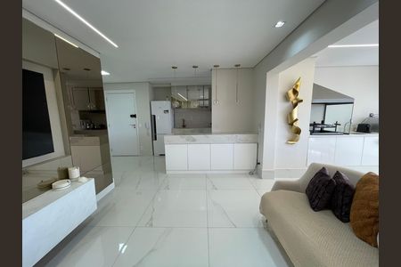 Apartamento à venda com 78m², 2 quartos e 1 vaga Apartamento à venda com 78m², 2 quartos e 1 vagaSala