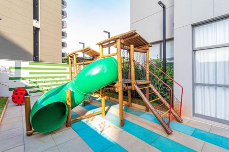 Apartamento à venda com 78m², 2 quartos e 1 vaga Apartamento à venda com 78m², 2 quartos e 1 vagaÁrea comum - Playground