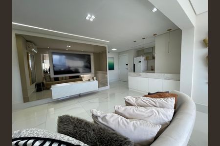 Apartamento à venda com 78m², 2 quartos e 1 vaga Apartamento à venda com 78m², 2 quartos e 1 vagaSala