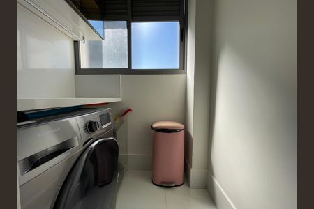 Apartamento à venda com 78m², 2 quartos e 1 vaga Apartamento à venda com 78m², 2 quartos e 1 vagaÁrea de Serviço