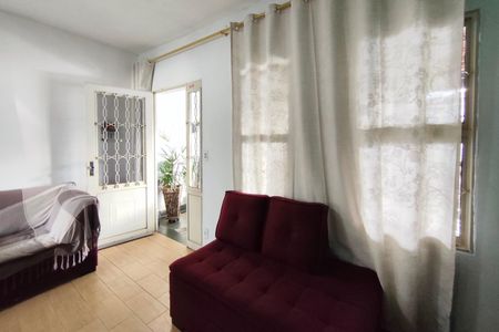 Casa para alugar com 160m², 2 quartos e 2 vagas Casa para alugar com 160m², 2 quartos e 2 vagasSala de Estar