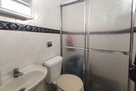 Casa para alugar com 160m², 2 quartos e 2 vagas Casa para alugar com 160m², 2 quartos e 2 vagasBanheiro da Suíte