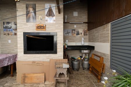 Casa à venda com 61m², 1 quarto e 1 vaga Casa à venda com 61m², 1 quarto e 1 vagaChurrasqueira