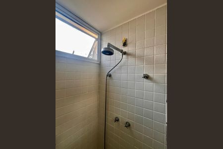 Casa à venda com 278m², 3 quartos e 3 vagasBanheiro Suíte 2