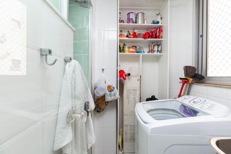 Apartamento à venda com 190m², 4 quartos e 1 vagaÁrea de Serviço