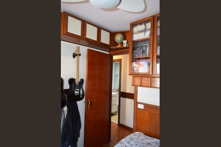 Apartamento à venda com 110m², 3 quartos e 2 vagasQuarto 2