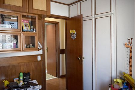 Apartamento à venda com 110m², 3 quartos e 2 vagasQuarto 1
