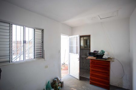 Casa à venda com 230m², 4 quartos e 2 vagasQuarto de Serviço