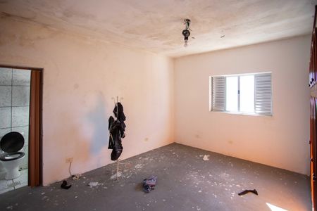 Casa à venda com 230m², 4 quartos e 2 vagasSuíte 2