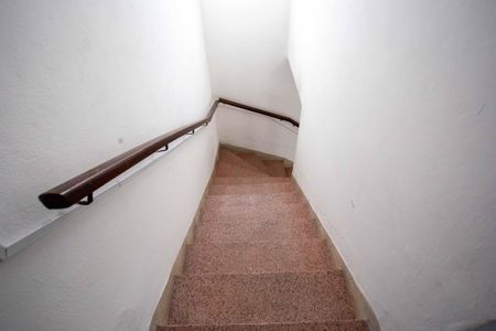 Casa à venda com 230m², 4 quartos e 2 vagasEscada