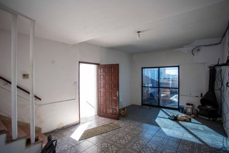 Casa à venda com 230m², 4 quartos e 2 vagasSala