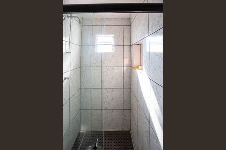 Casa à venda com 230m², 4 quartos e 2 vagasBanheiro da Suíte 2