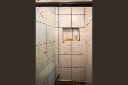 Casa à venda com 230m², 4 quartos e 2 vagasBanheiro de serviço